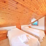 Dundar - Apartament *