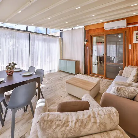 Apartament Dundar - *